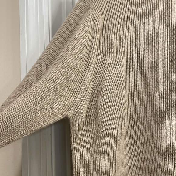 Men’s Vintage Sweater - Picture 5 of 10